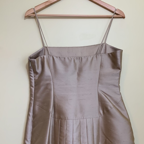 BCBGMaxAzria Cocktail Raw Silk Fully Lined Zip Spaghetti Strap Sheath Dress 10 - Picture 13 of 17